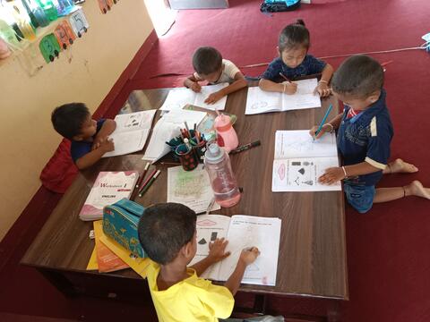 coloring letters